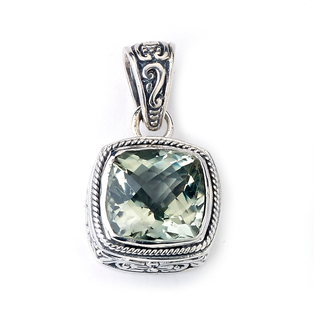 SS SQUARE FLORAL PENDANT W/ GREEN AMETHYST CENTER